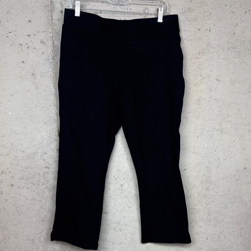 Quince Ultra-Stretch Ponte Kick Flare Pants sz L - Picture 3 of 9